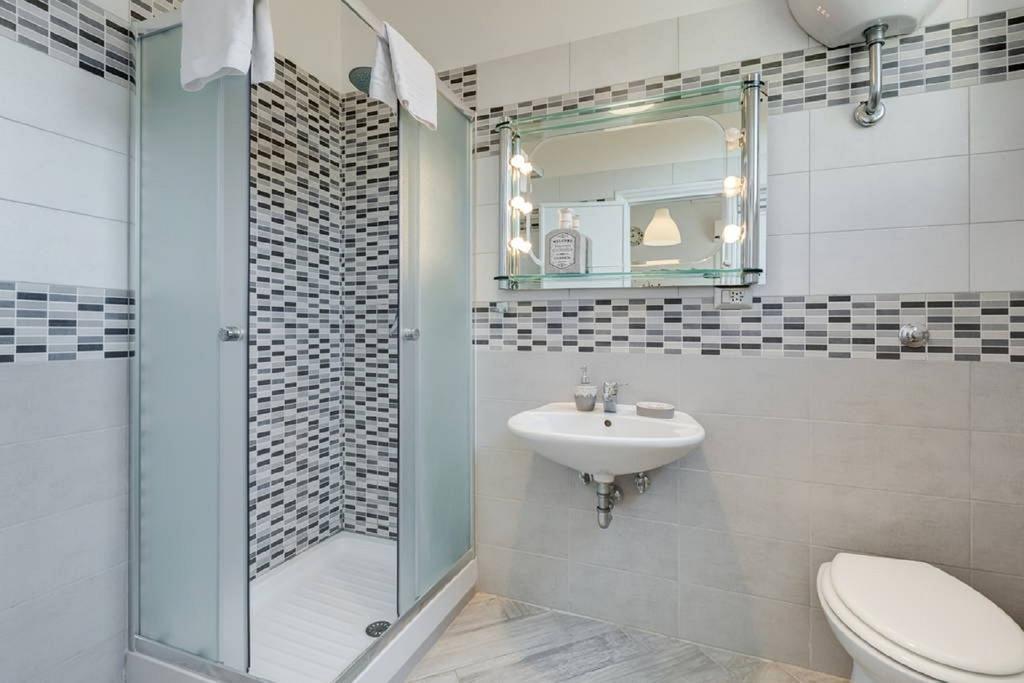 Rome Apartment With Terrace Autonomous Luaran gambar